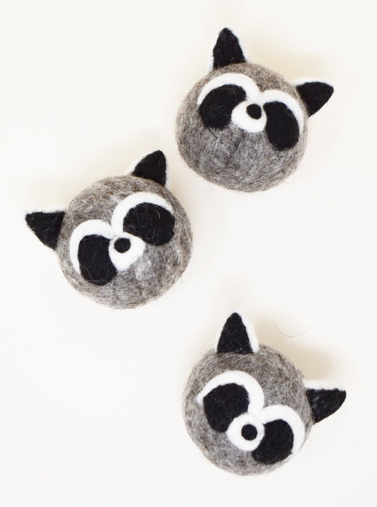 MODERNBEAST  RACCOON BEASTBALL Wool Dog Toy