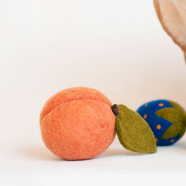 MODERNBEAST DOGGY PEACH Wool Dog Toy