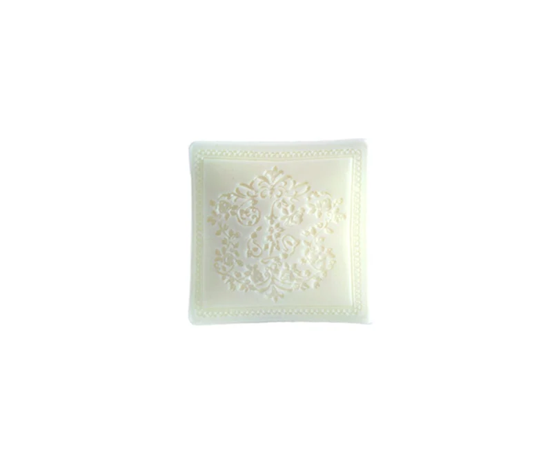 Amelie et Melanie Linge Blanc Soap 100gm