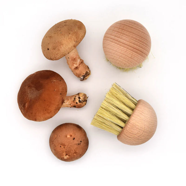 Earth & Nest Mushroom Brush