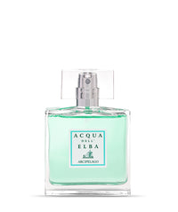 A clear glass bottle of Acqua dell’Elba Arcipelago Uomo Eau de Parfum - 100ml by Acqua dell’Elba, featuring a fresh light green masculine scent, with a silver spray nozzle and a rectangular transparent cap set against a white background.