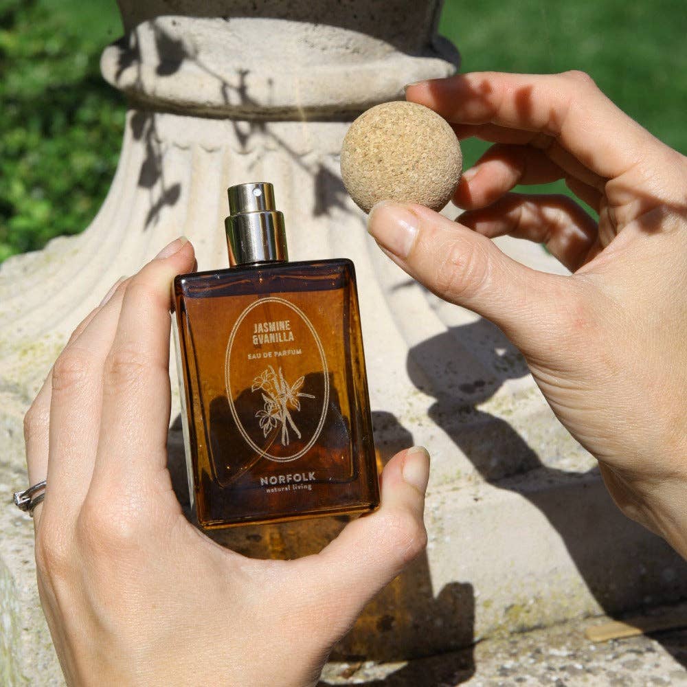 Norfolk Natural Living - UK ONLY - Parfum - Jasmine & Vanilla 50ml - Hampton Court Essential Luxuries