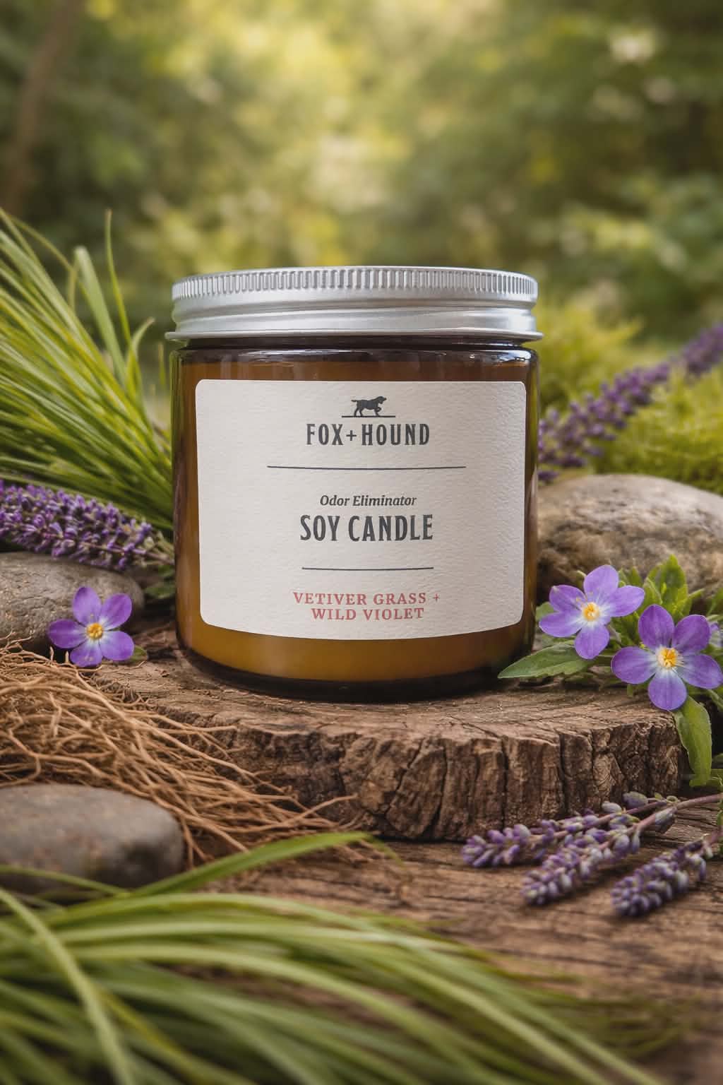 Fox + Hound Odor Eliminating Candle - Vetiver Grass + Wild Violet