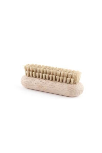 A wooden scrub brush with natural bristles, the Andrée Jardin Tradition Beech Wood Nail Brush by Andrée Jardin, isolated on a white background.