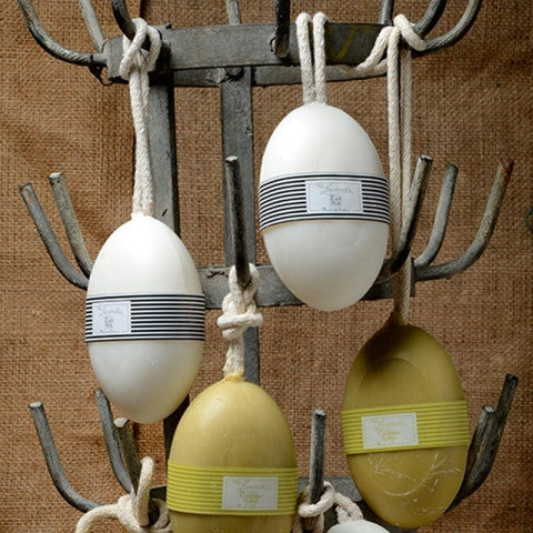 La Lavande Soap on a Rope - 200gm - Hampton Court Essential Luxuries